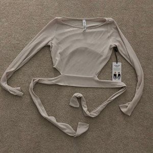 Alo Yoga Barre Long Sleeve